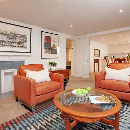 1 Perfectly Located Stylish, Comfortable Apartment Sidmouth Exterior photo
