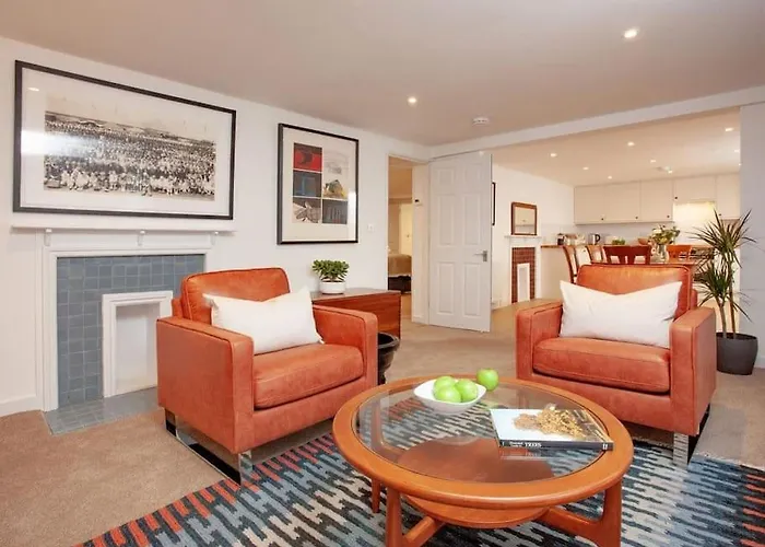 1 Perfectly Located Stylish, Comfortable Apartment
