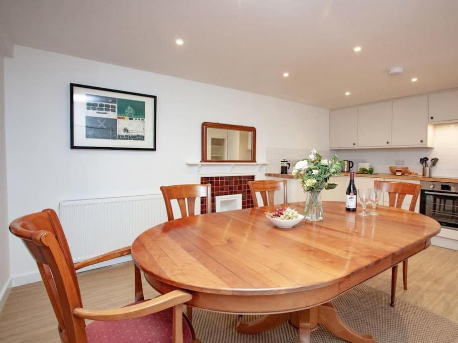 Appartamento 1 Perfectly Located Stylish, Comfortable *